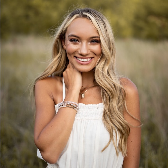 Meet your Posher, Lexi - Picture 1 of 2